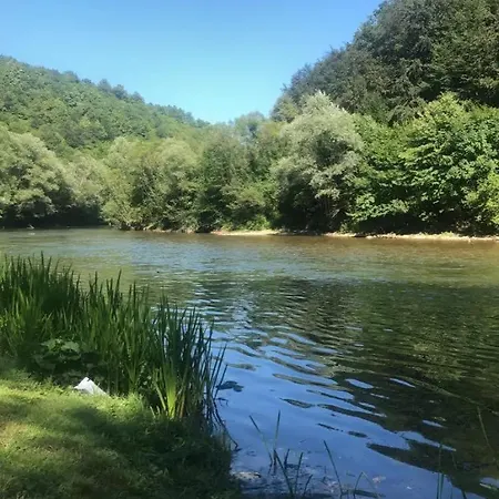 Kamp alanı Sana River Camp Kljuc